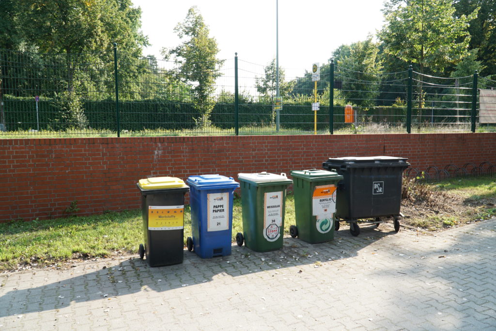 Vereinsheim-Müllplatz